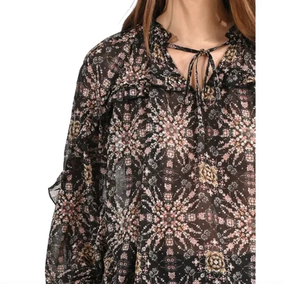 Like new condition. Very flowy and loose fitting. - Picture 3 of 14